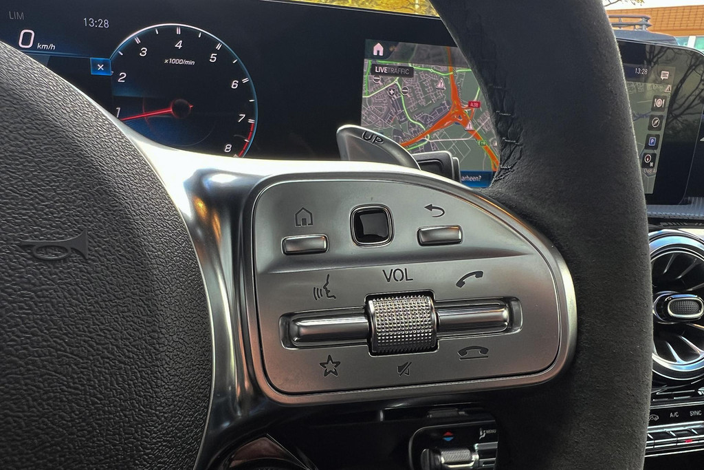 57514781-14.jpg